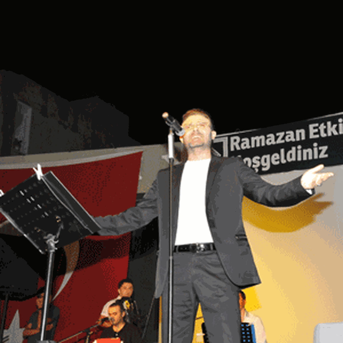 Osmaniye'de Bedirhan Gökçe'ye Büyük İlgi