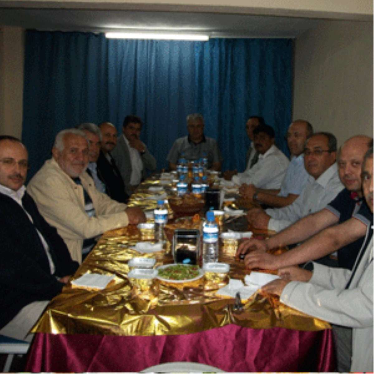 Başkandan Bolvadin Protokolüne İftar Yemeği