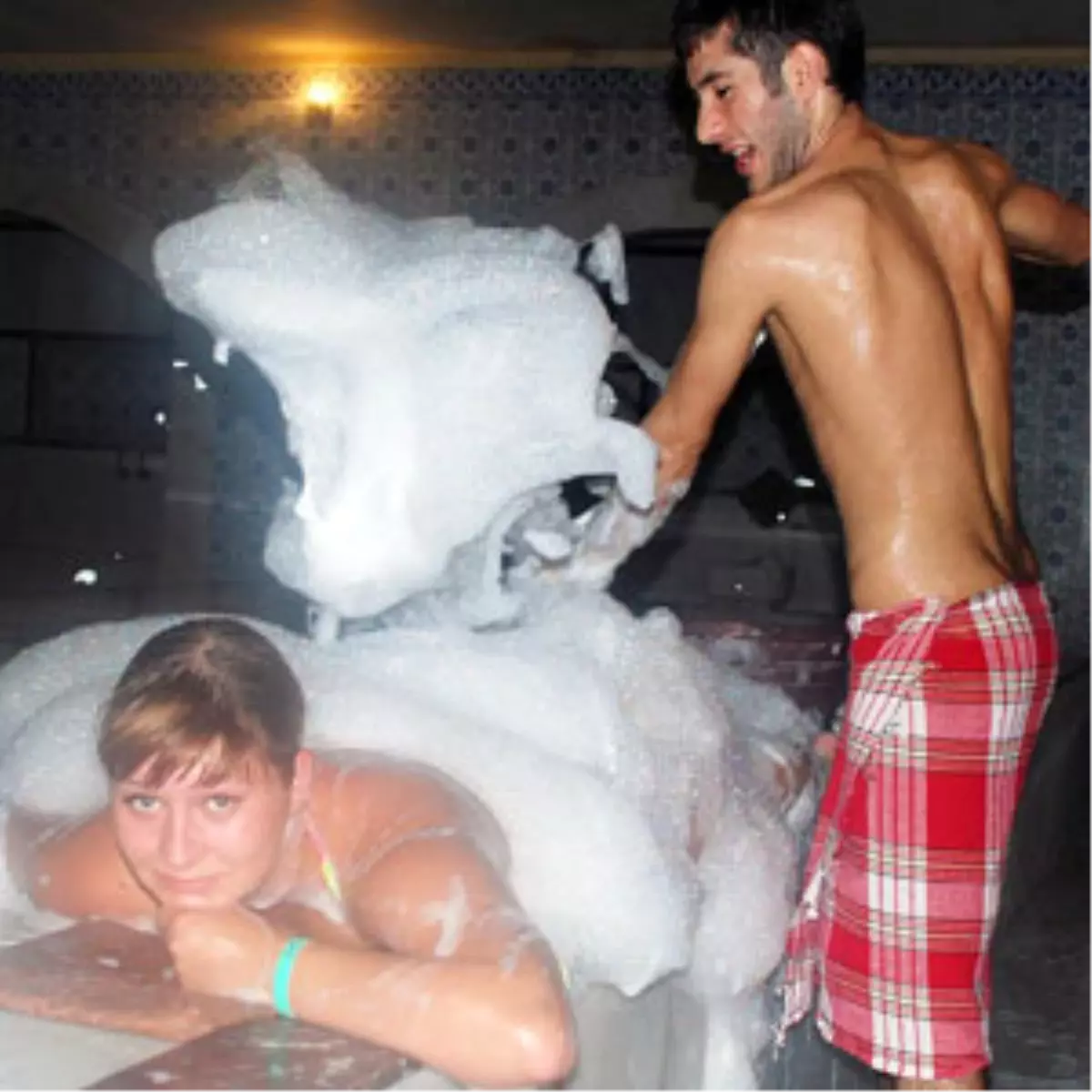 Hamamsız Tatil Olmaz