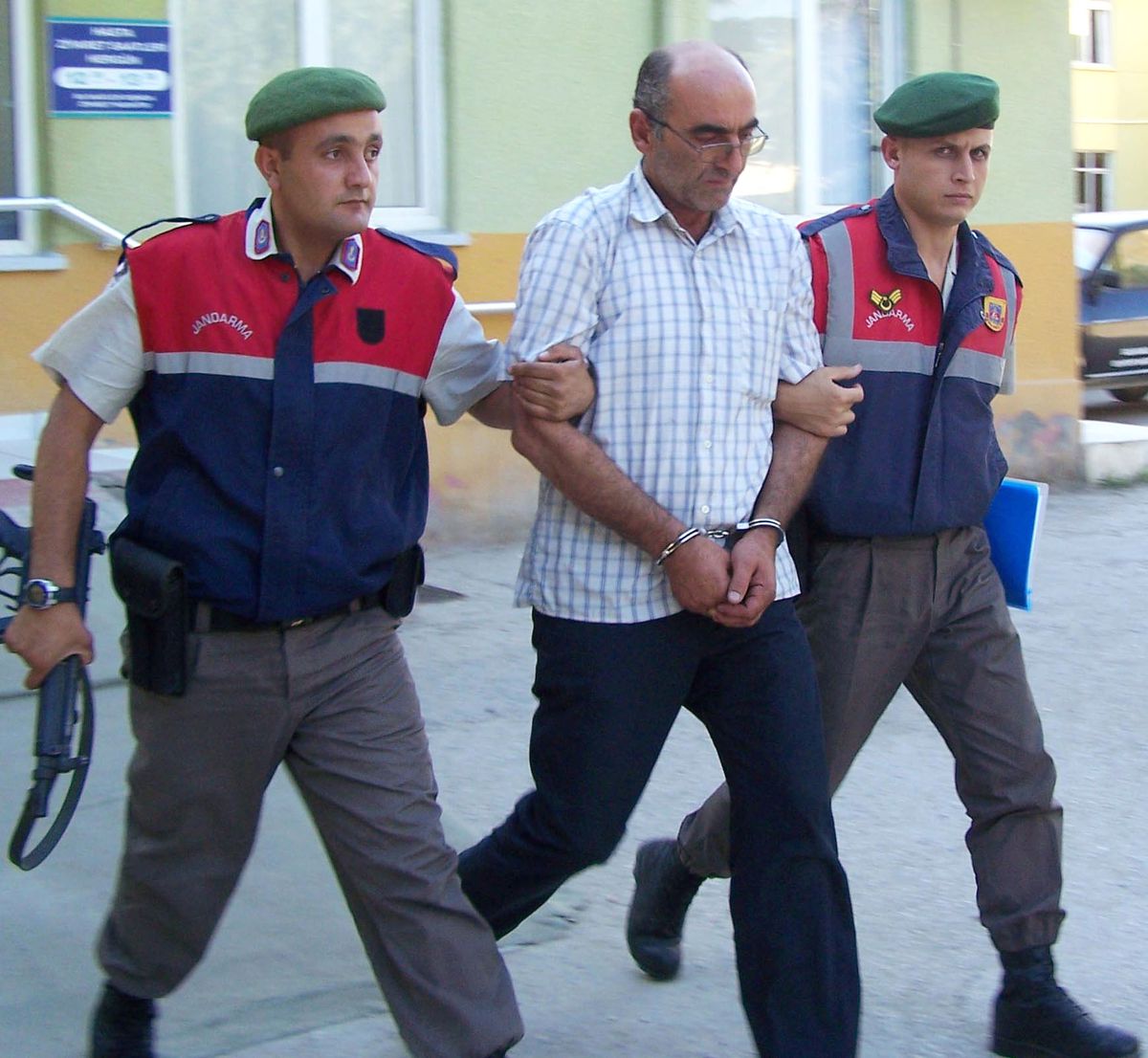 Su Tankerinin Sürücüsü Teslim Oldu