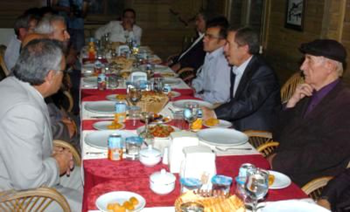 Türkiye Partisi Lideri Şener'den Elma, Armut Örneği