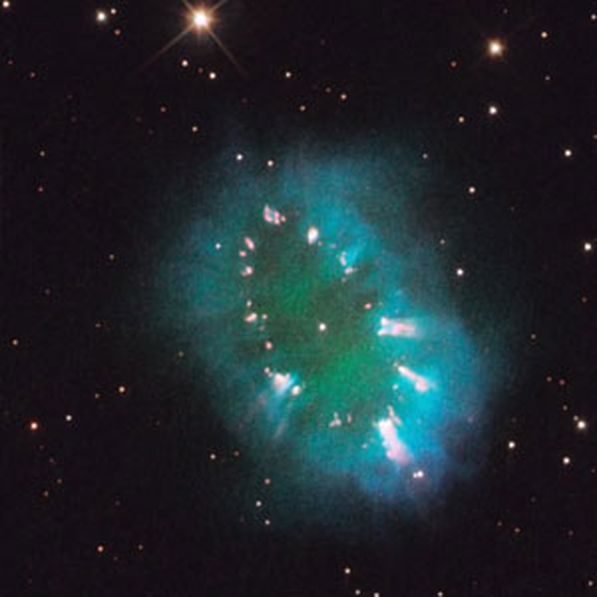 Uzayın 'Kolyesi' Keşfedildi