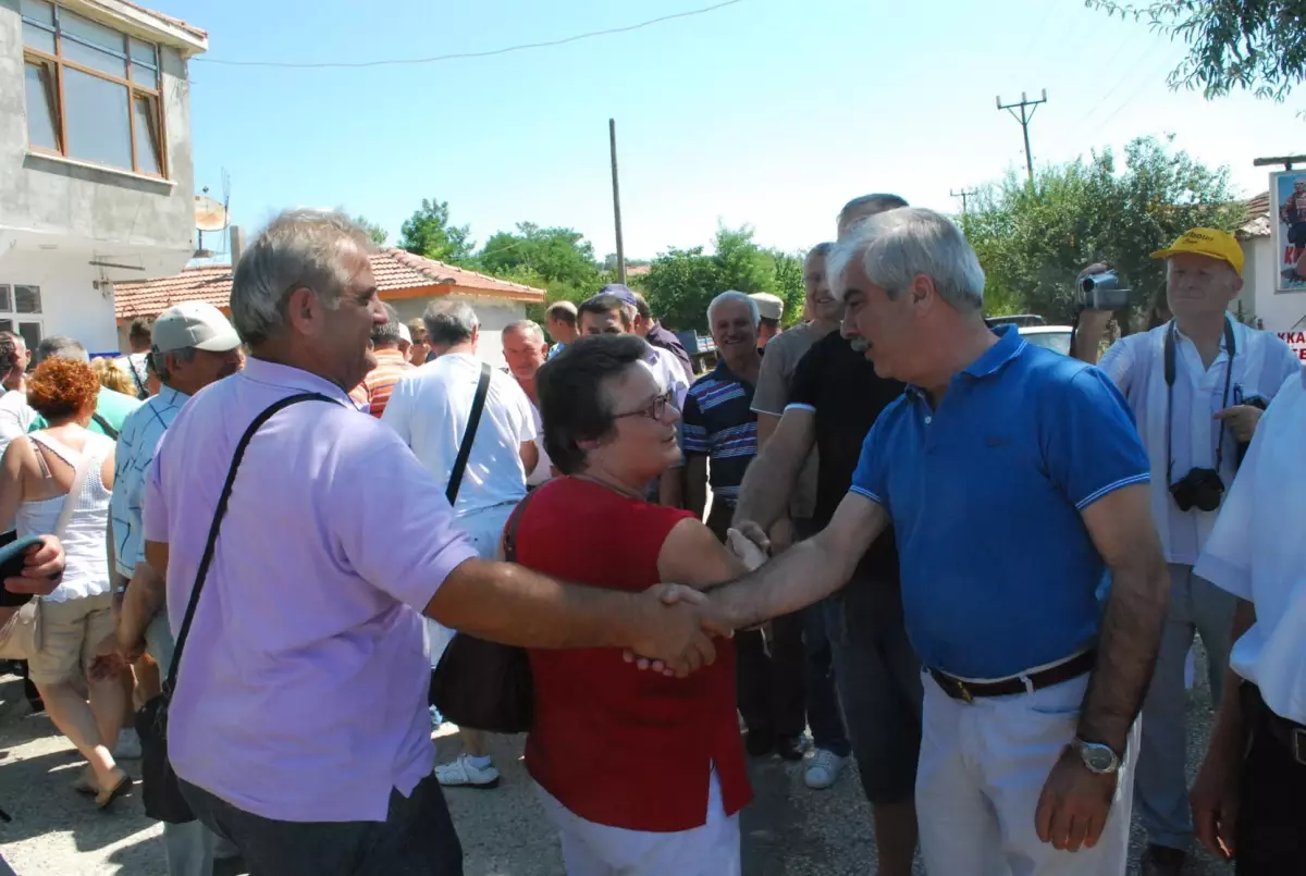 Yunanlılar Atalarının Doğduğu Köyü Gezdi