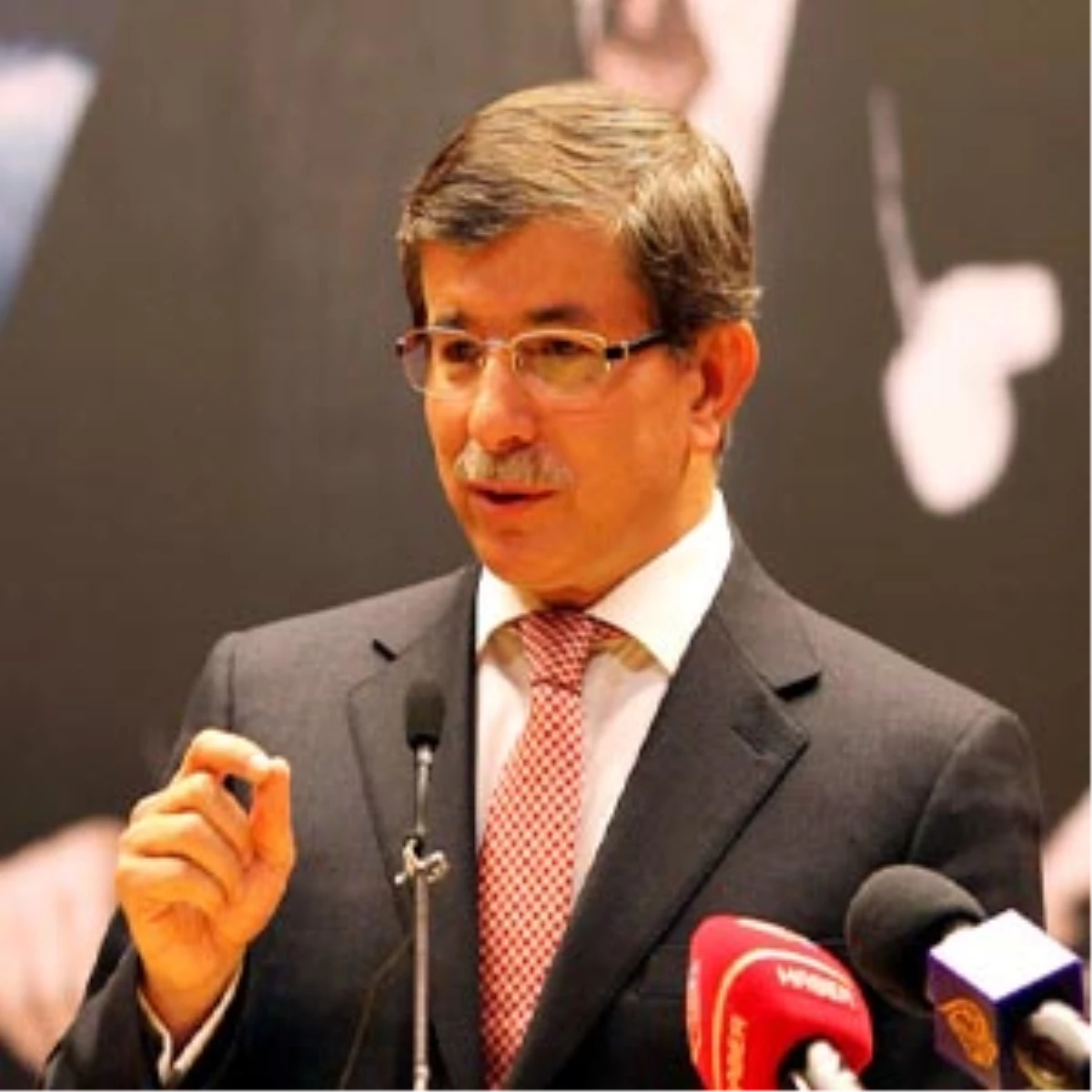 Davutoğlu: Yaşananlar Mazur Görülemez