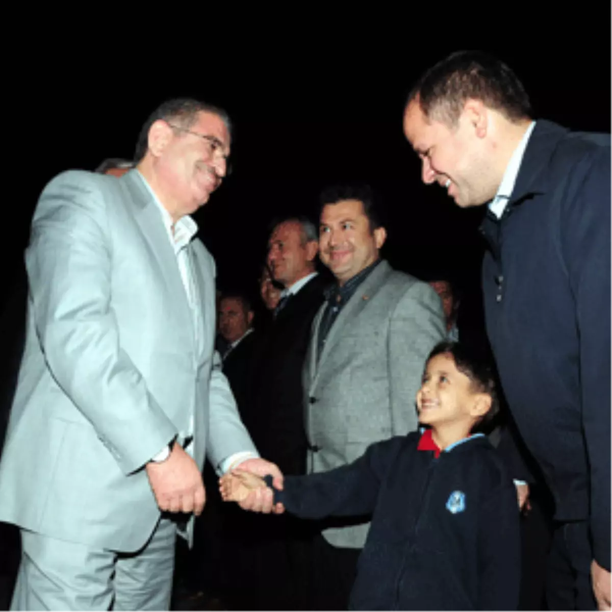 İçişleri Bakanı Şahin, Sahuru Özel Hareket Polisleriyle Yaptı