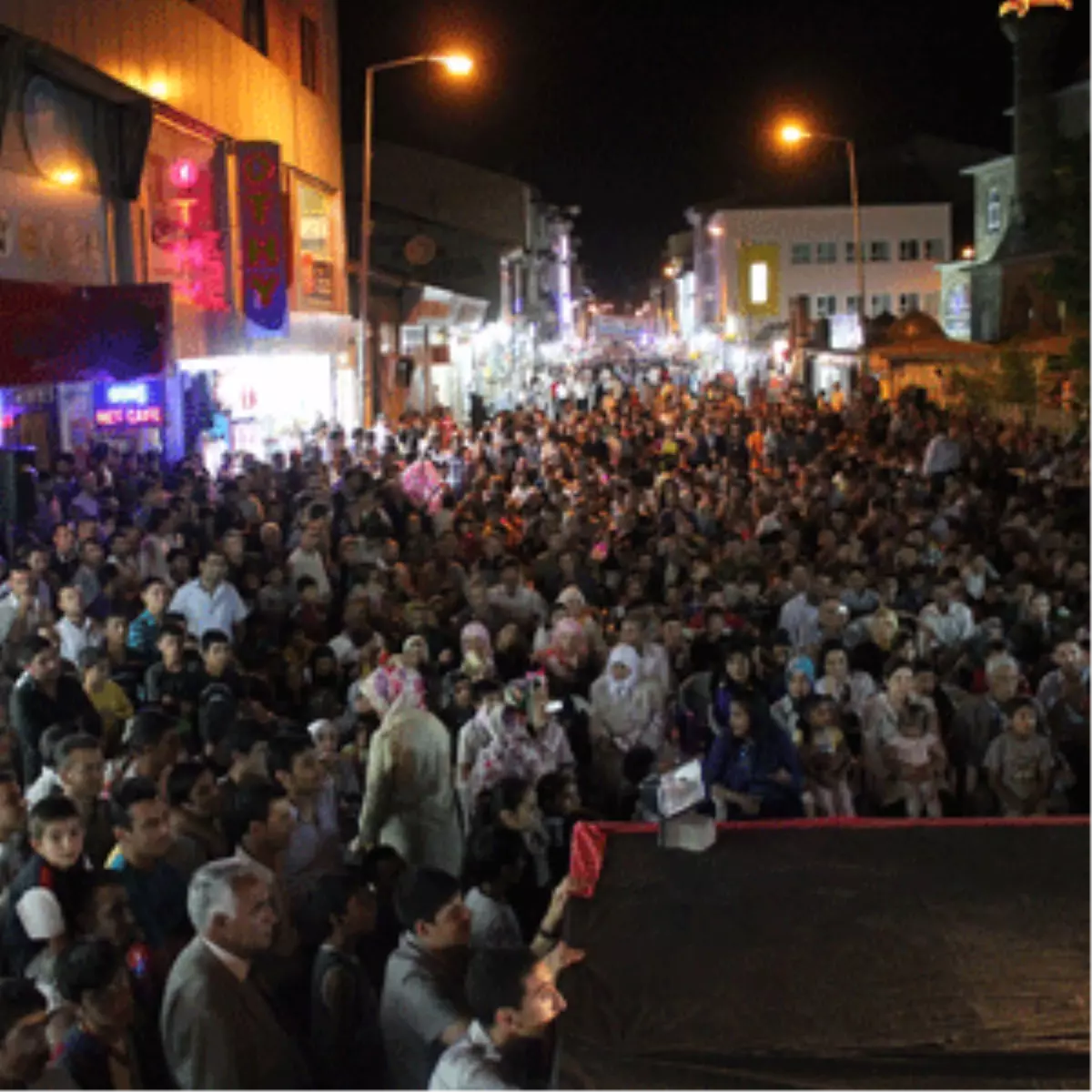 
Ramazan Şenlikleri Devam Ediyor
