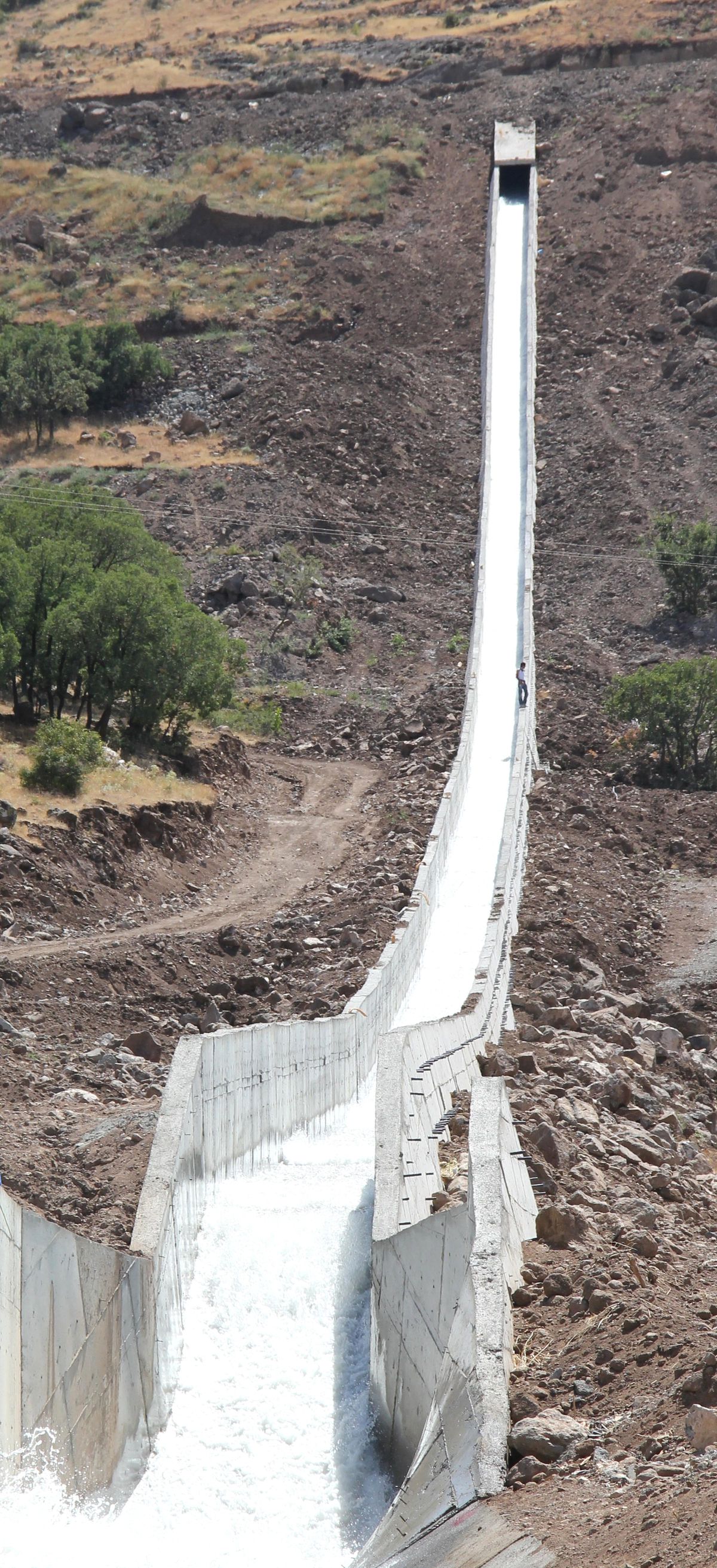 Zamantı Irmağı Akdeniz'in Yanı Sıra Karadeniz'e de Akmaya Başladı