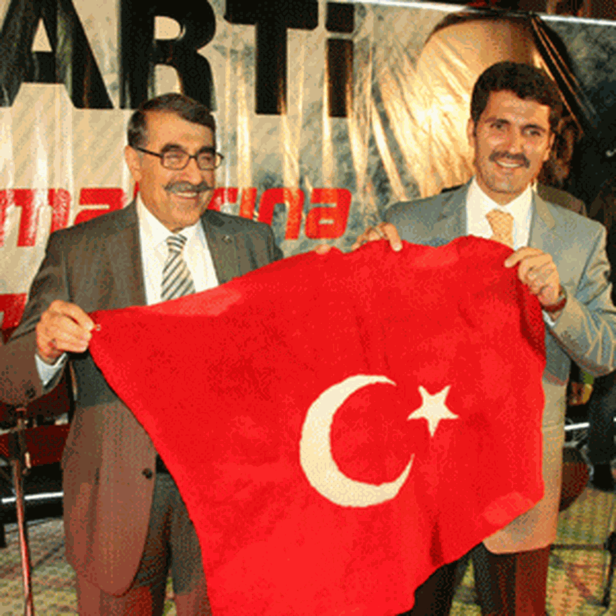 Abdulkadir Aksu'dan Belediyeye Ziyaret