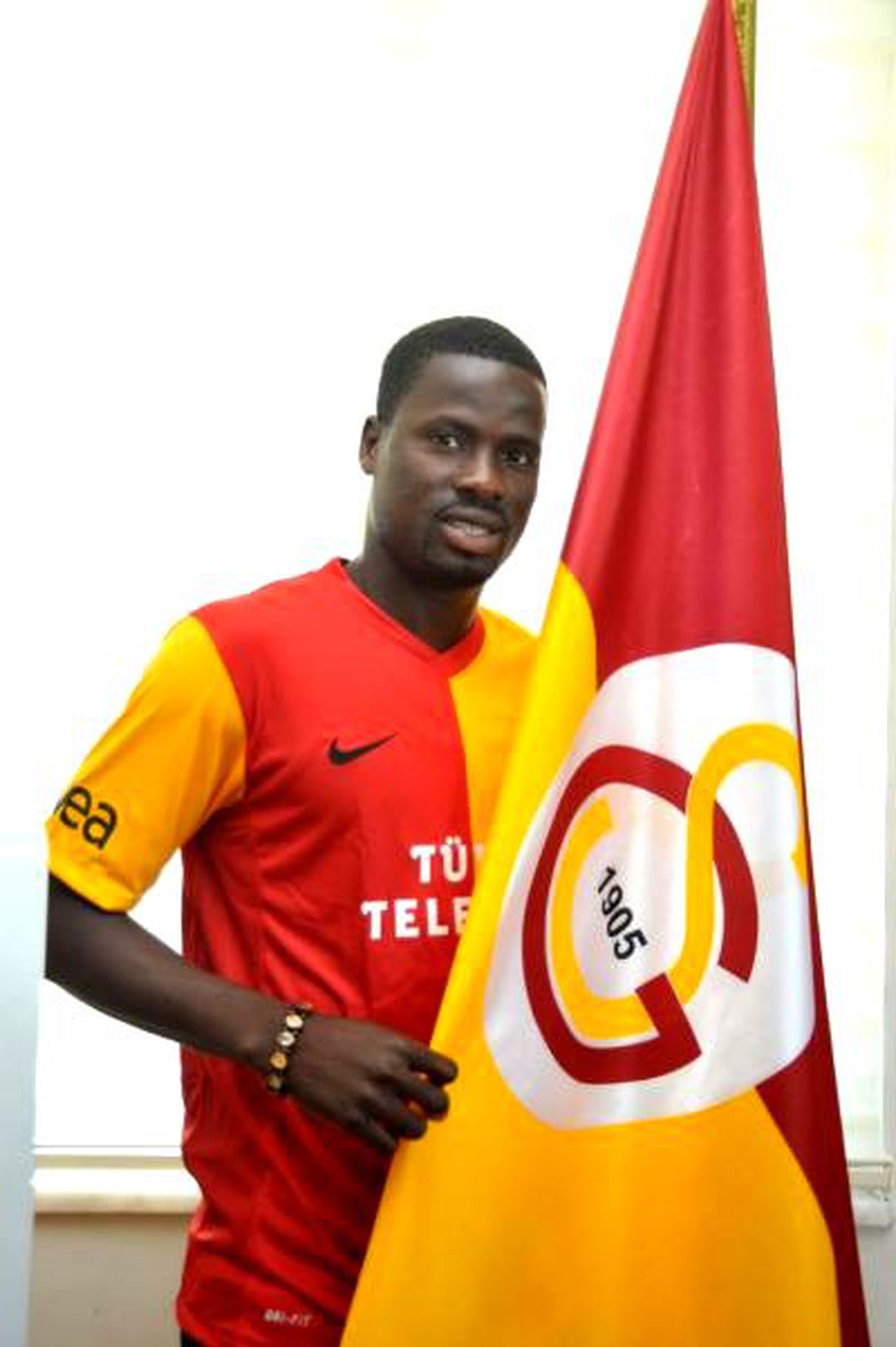 Eboue Resmen Galatasaray'da