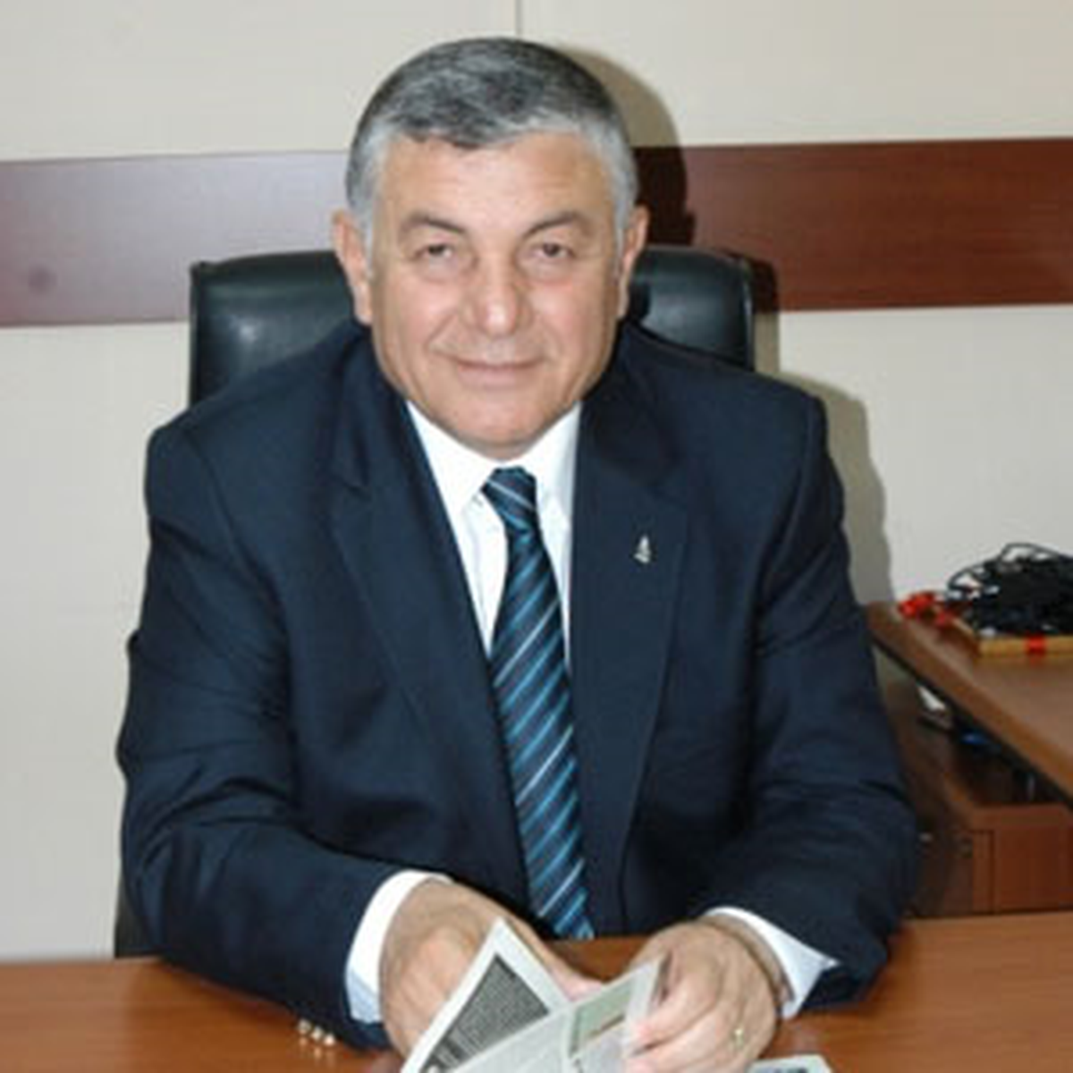 Gül\'ün Yoluna Gül Dökecek CHP\'li