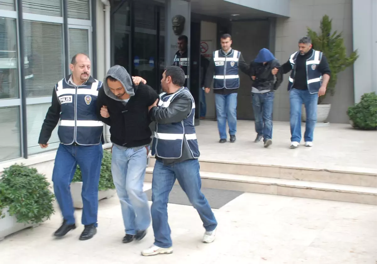 İşsiz Kızlara Fuhuş Yaptıran Çeteye 4 Tahliye Daha