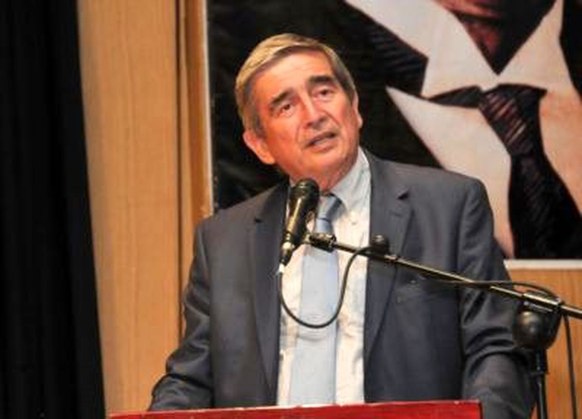 Onur Öymen Anayasa Değişikliğini Eleştirdi