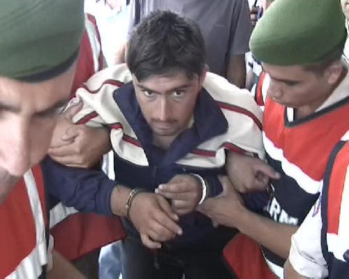 Polis Katili, 'Canavarca Hisle Öldürmek' Suçundan Yargılanacak