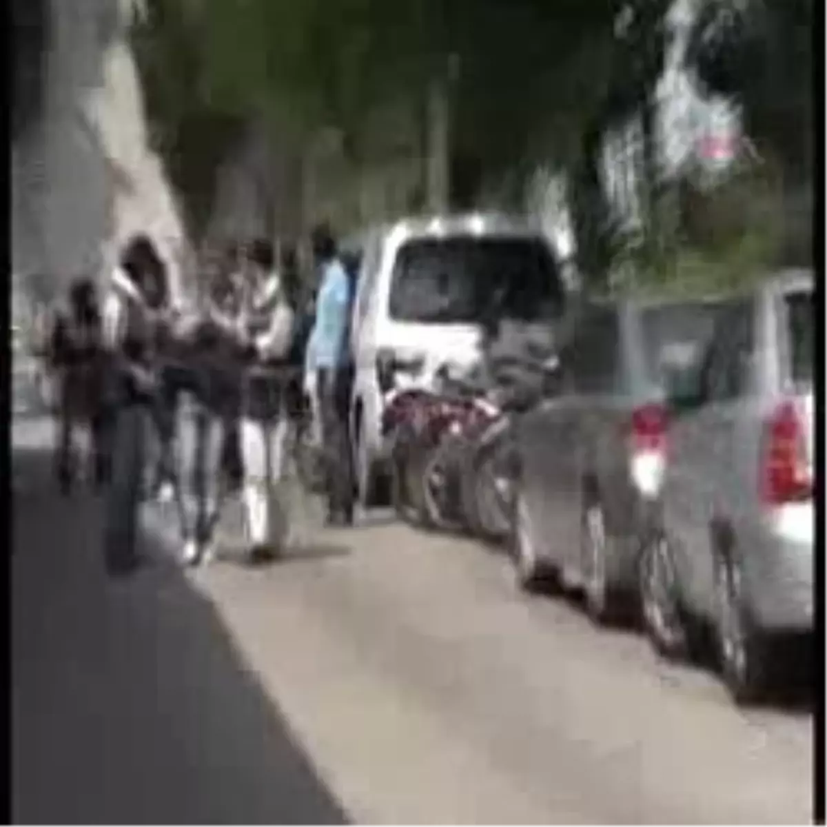 Cep Telefonuyla Telekonferans Dolandırıcılık Yapan 7 Kişilik Şebeke Yakalandı