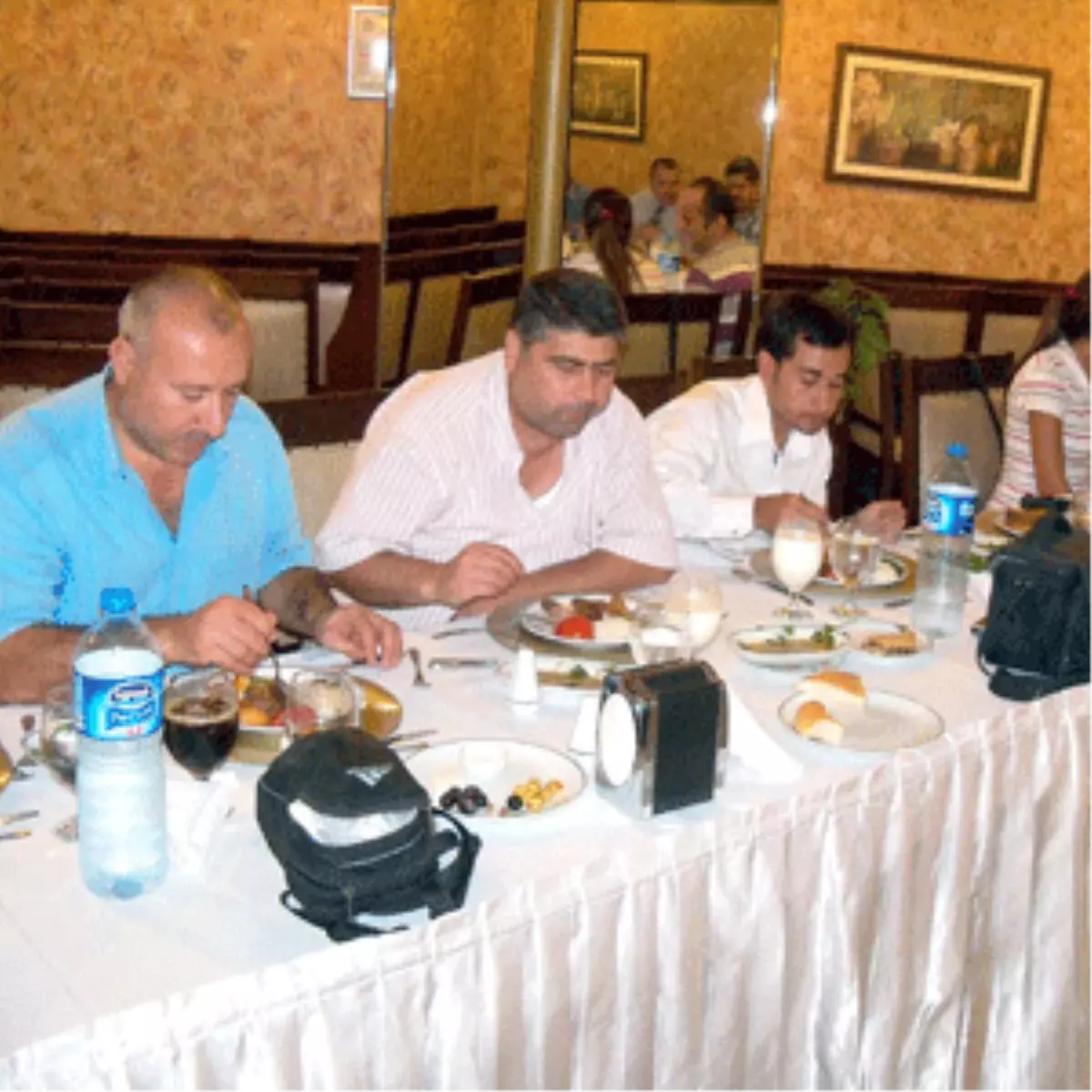 Hatay Saadet\'ten Somali\'ye Yardım