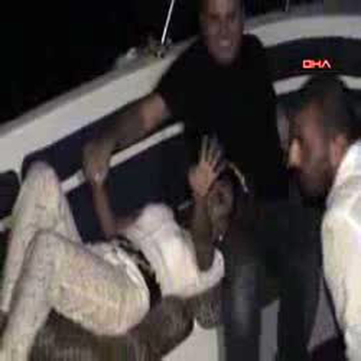 Yıldız Tilbe, Catamaran'ı Coşturdu