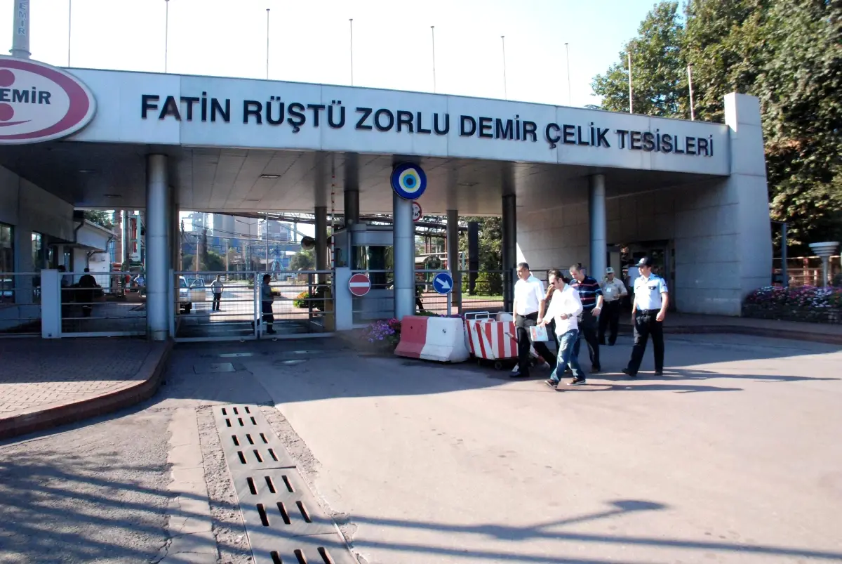 Belediye, Erdemir\'in 6 Binasını Mühürledi