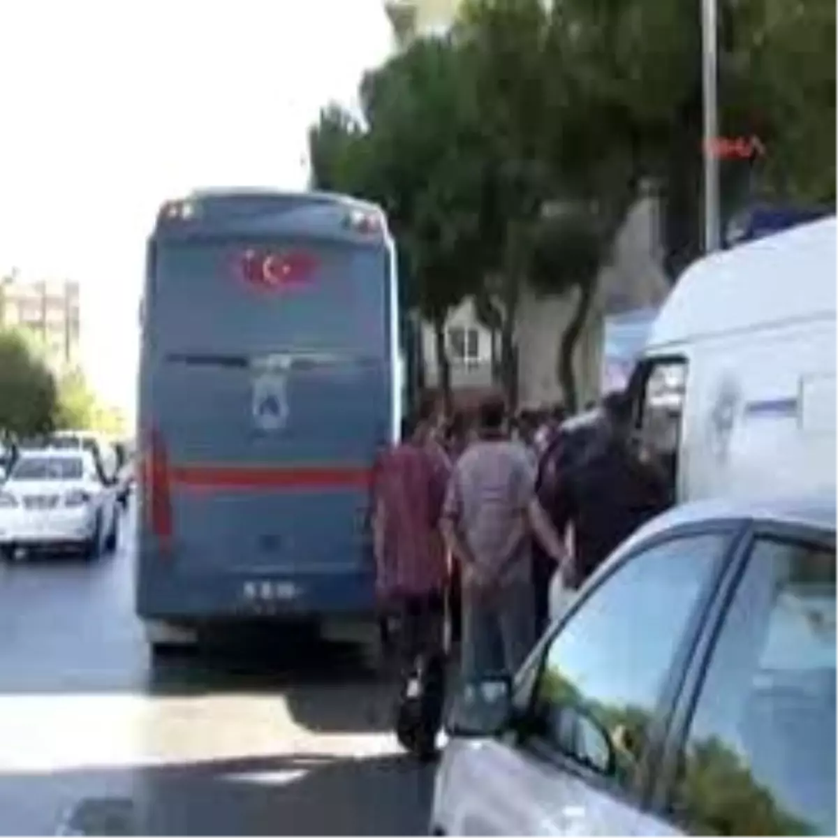 Ahmet Tekin Baykal, Annesini Son Yolculuğuna Uğurladı