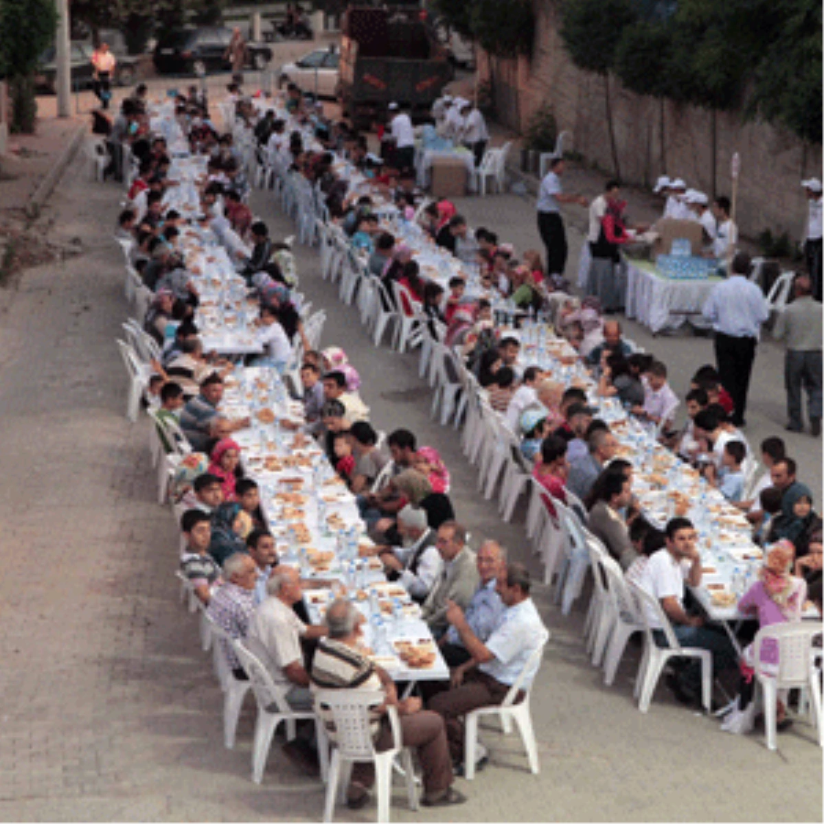 Çayırovalılar İftar Sofrasında Buluştu