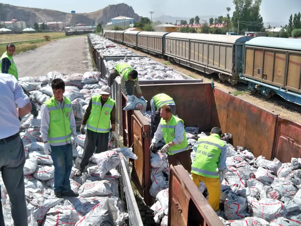 Sydv Kömür Dağıtımına Başladı