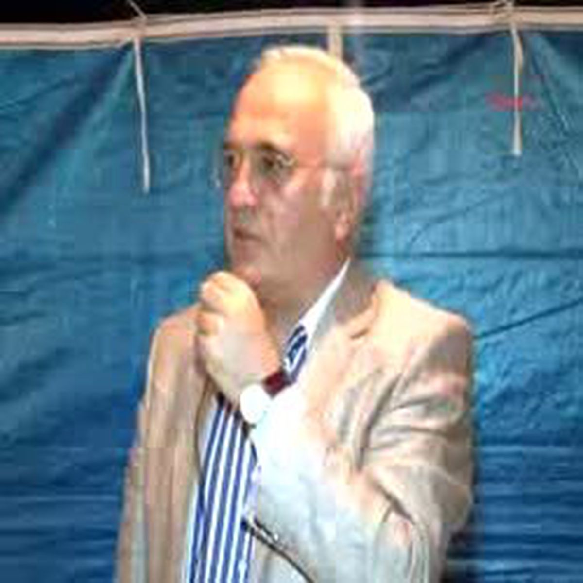 Somali\'den Geldi, Köylülerle İftar Yaptı