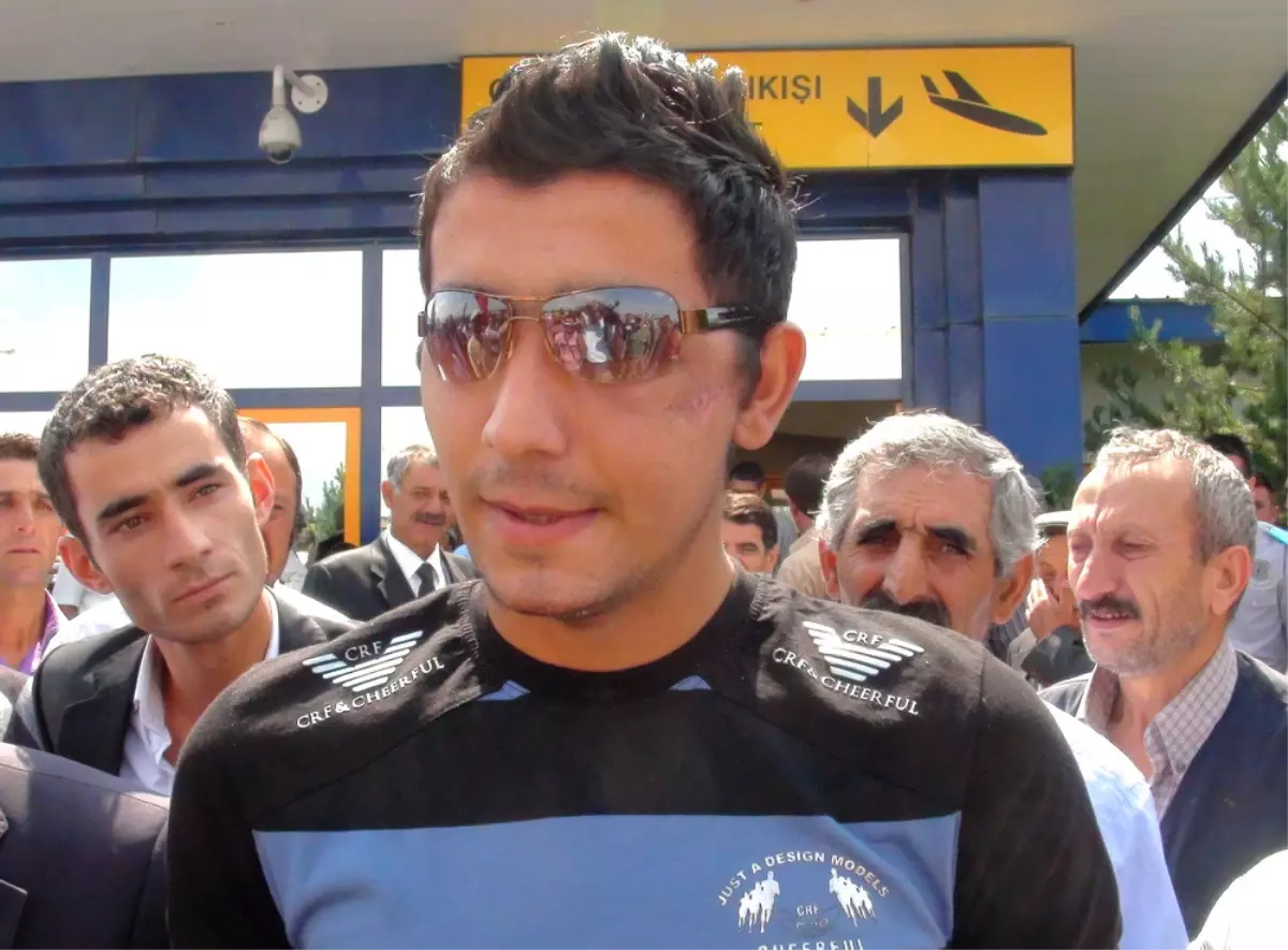 Yaralı Onbaşı: Ben de Şehit Olmak İstedim, Vatan Sağ Olsun