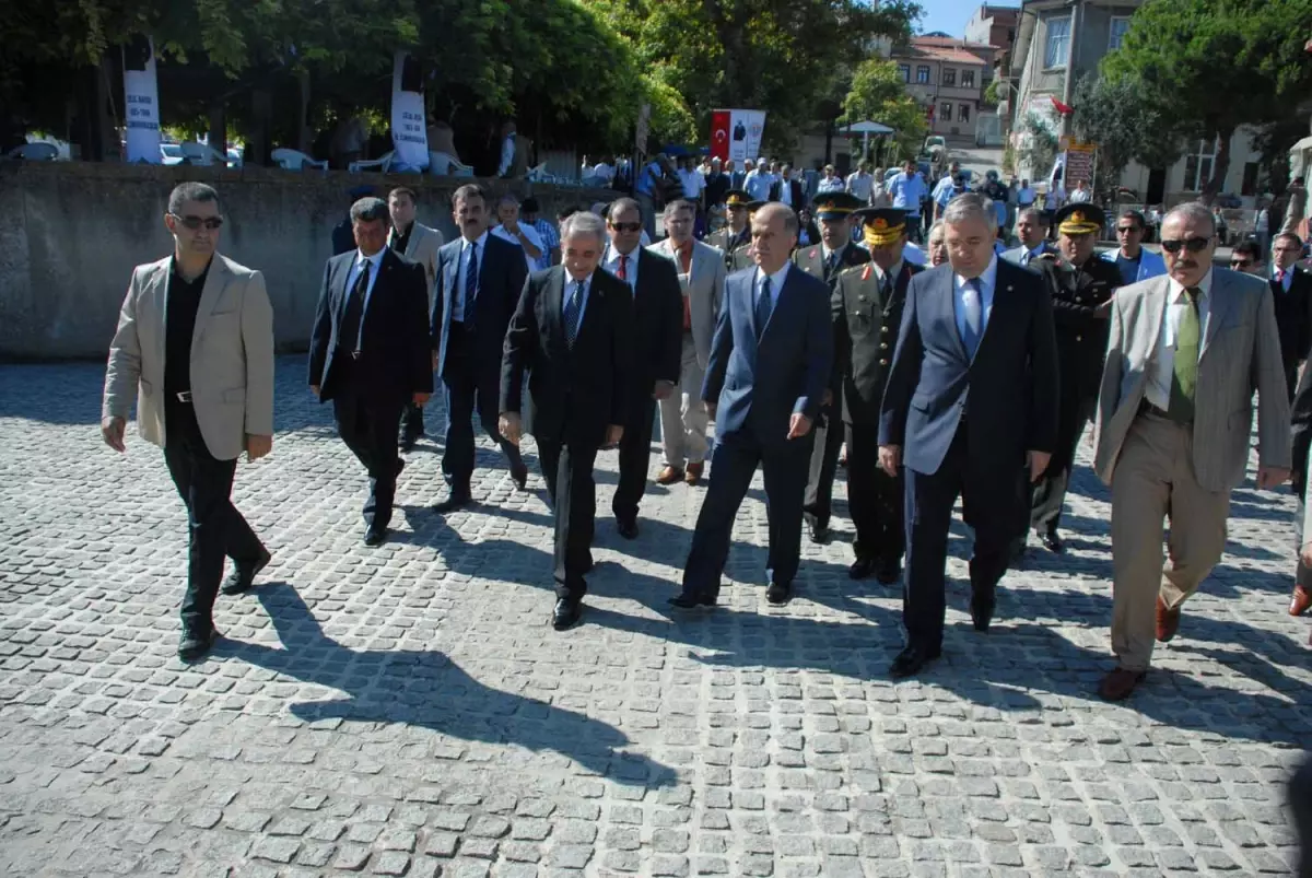 3\'üncü Cumhurbaşkanı Bayar Anıldı