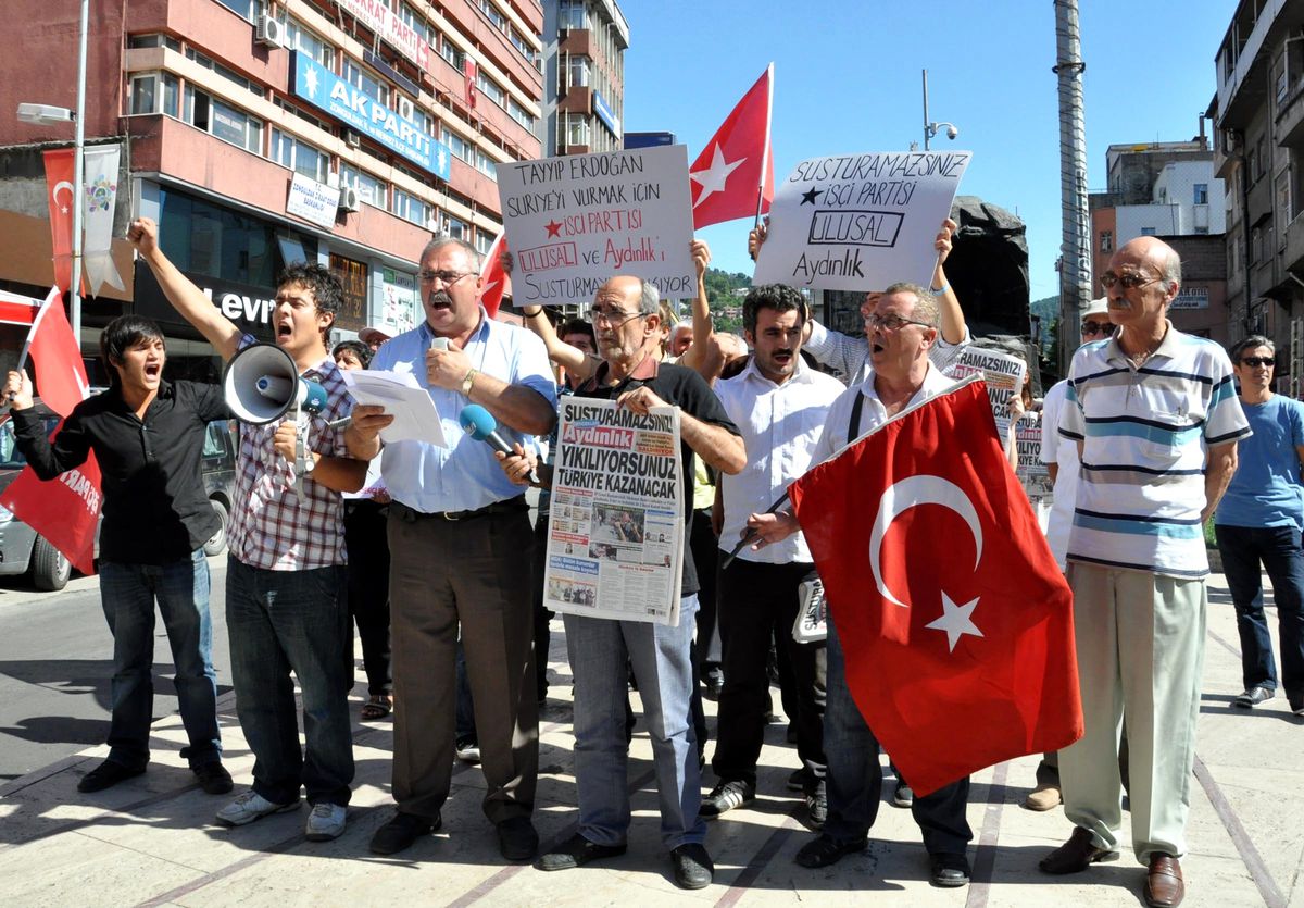 İşçi Partililerden Gözaltı Protestosu