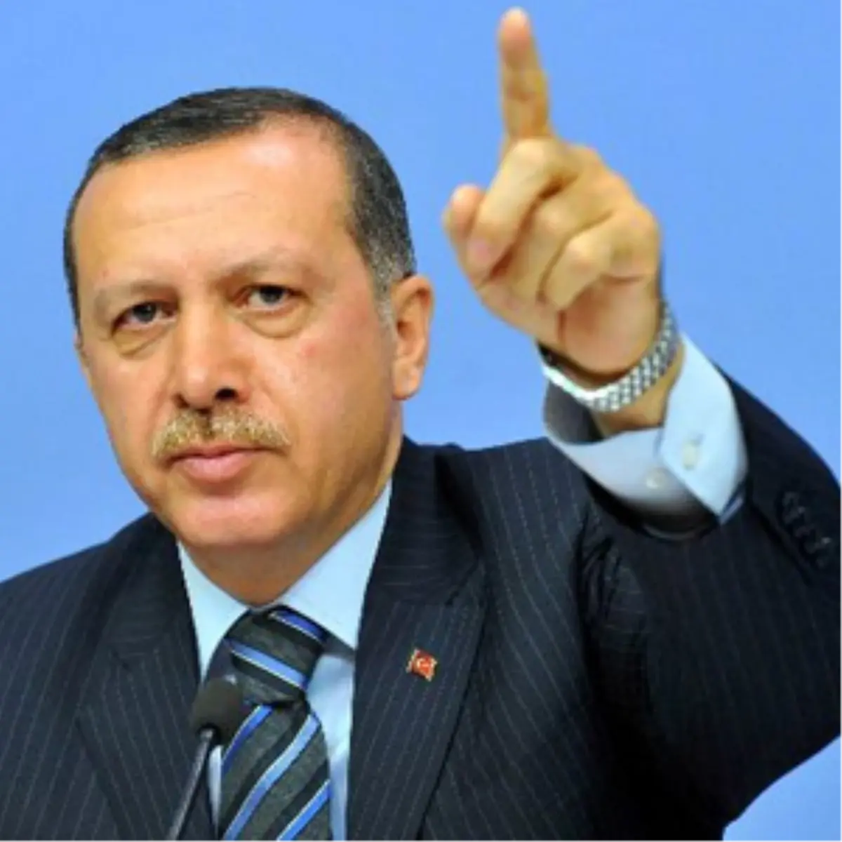 Libya\'ya Sevindi Esad\'ı Uyardı