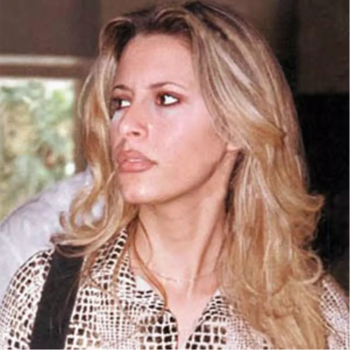 Ayşe Kaddafi: NATO\'ya Karşı Birleşin