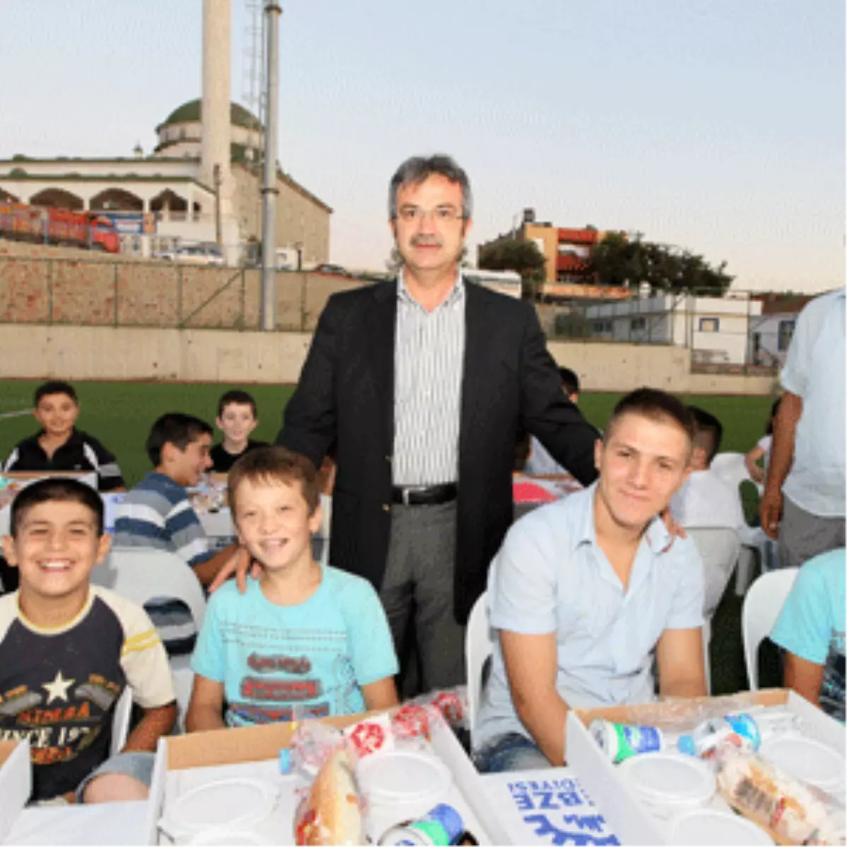 Beylikbağı\'nda Şenlik Havasında İftar