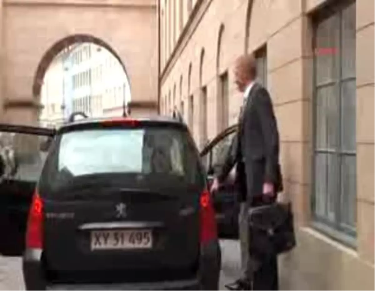 Roj Tv Davası Savcı, PKK Kapındaki Görüntüden Teşhis Ettiği İzleyiciyi Tanık Sandalyesine Oturttu