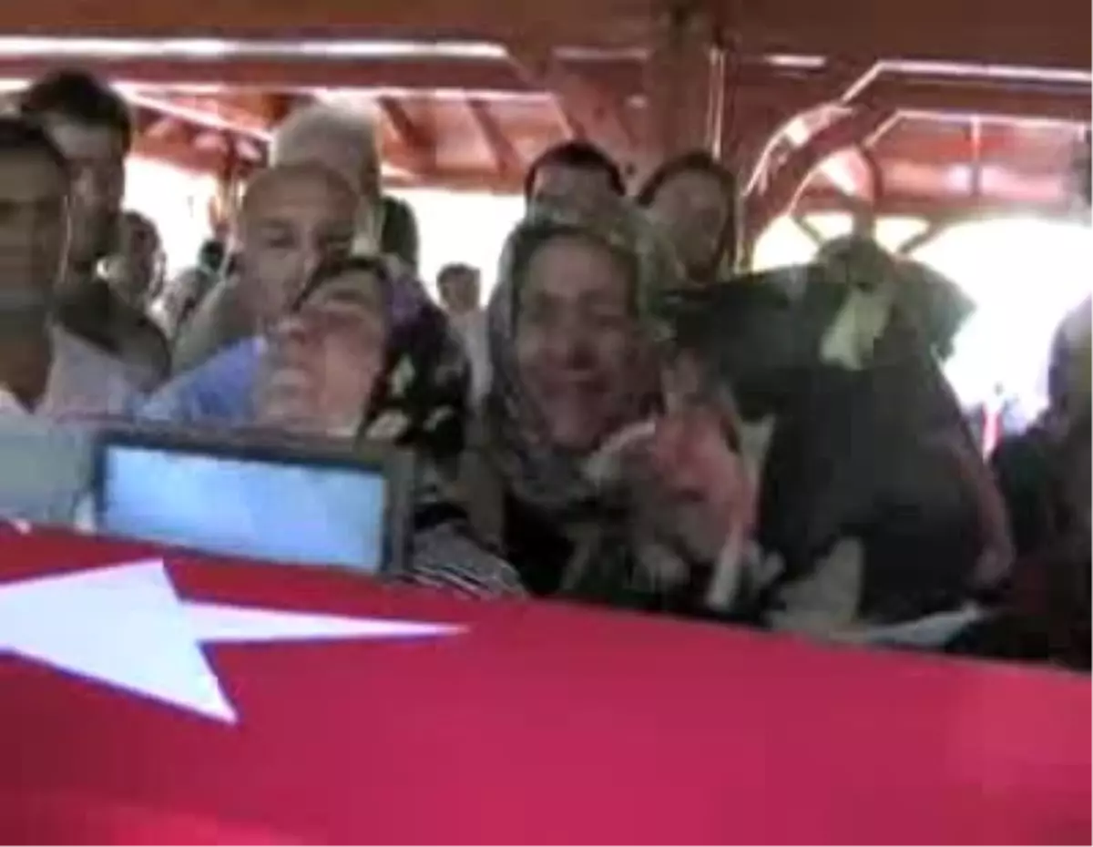 Avukatın İddiası: Alnından Vurulan Er; Murat Oktay Can