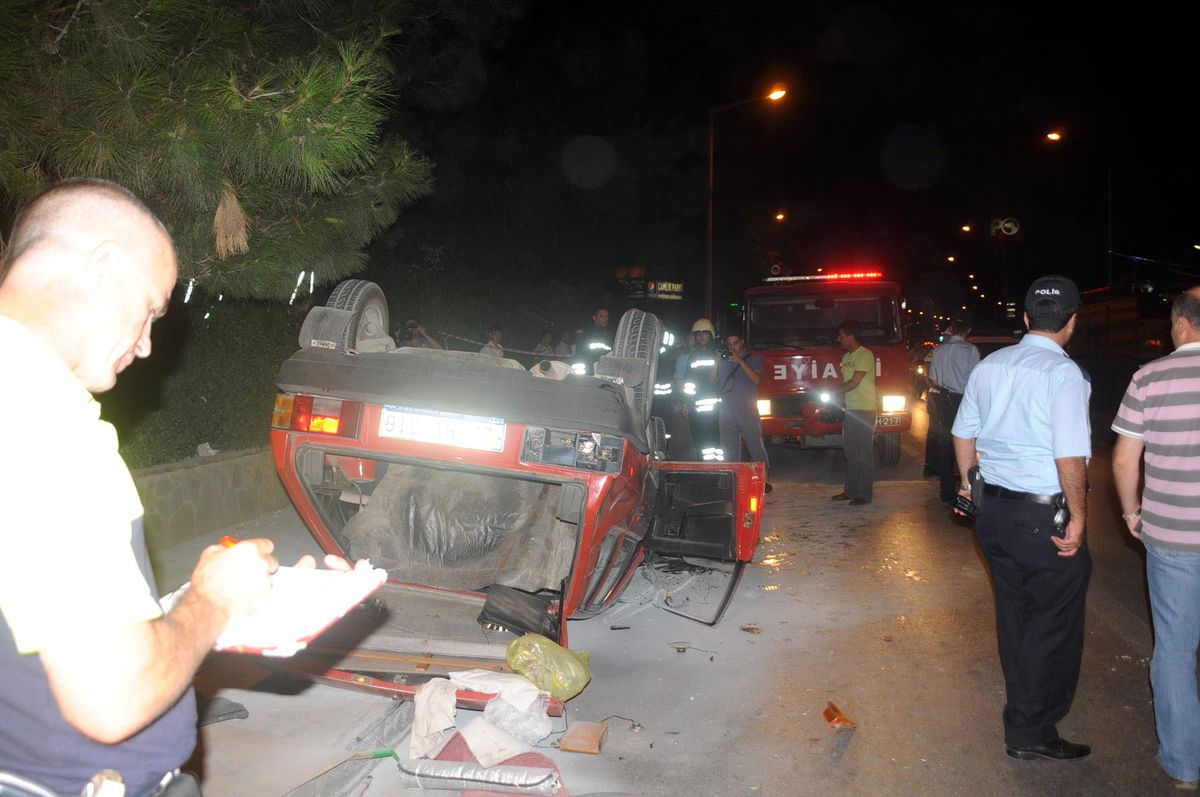 Ehliyetsiz Sürücü Kazası: 2 Yaralı