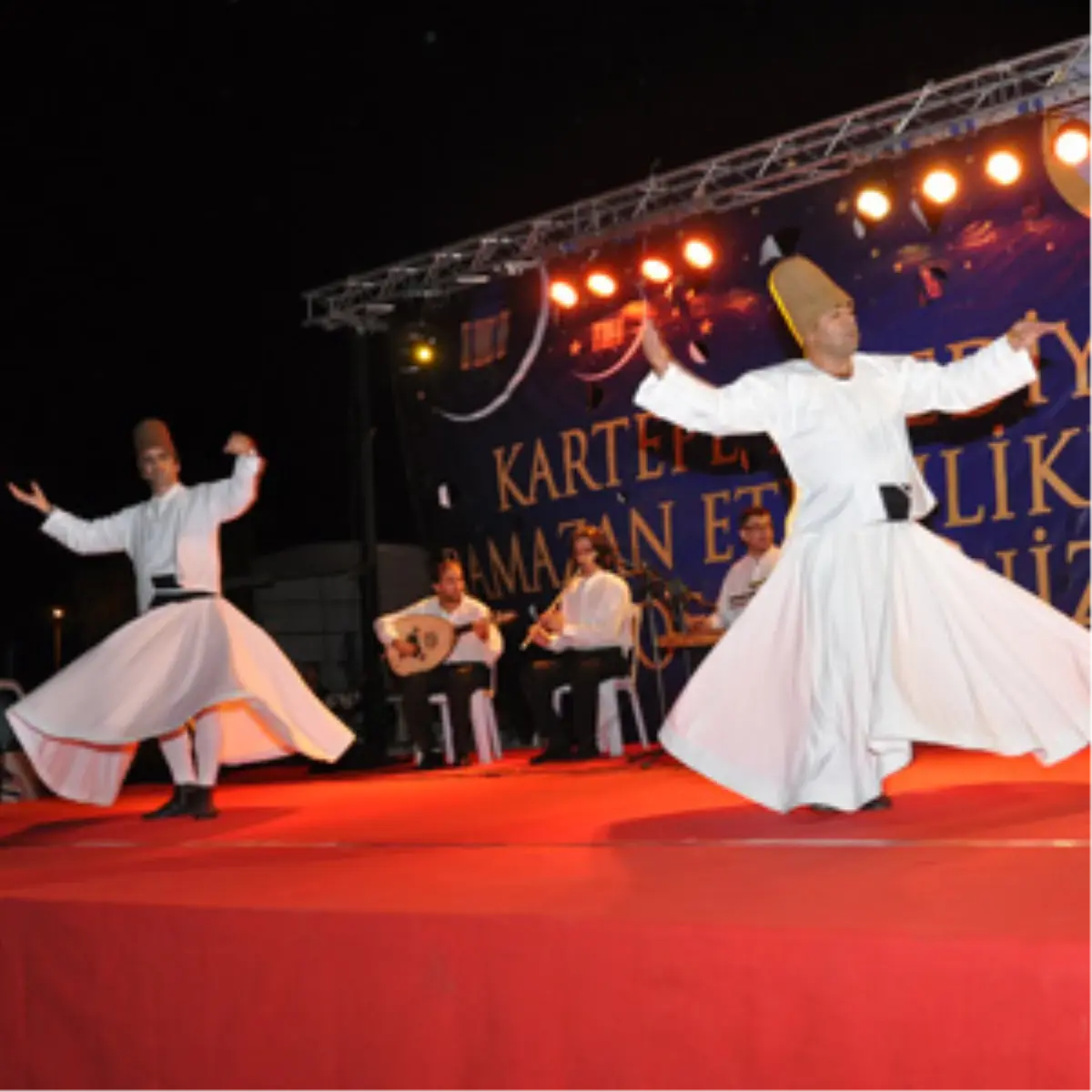 Kartepe\'de Sema Gösterisi