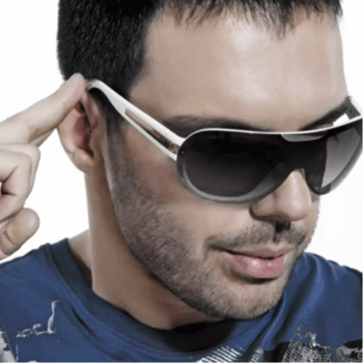 Ünlü Dj Hüseyin Karadayı Bayramda Mambo Beach Club'ta