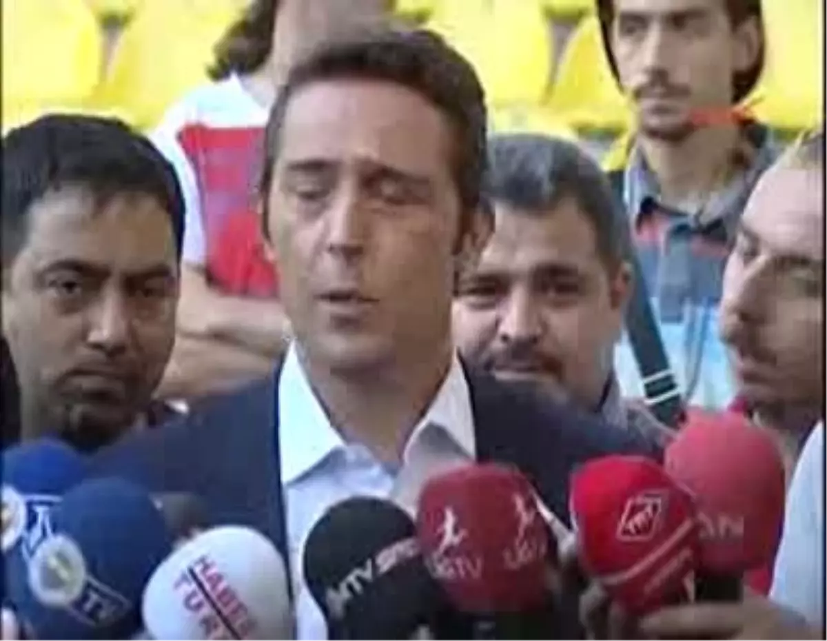 Ali Koç: Yapılacak Hamle, Fenerbahçe\'nin Tedbirli Olarak Bank Asya\'ya Düşürülmesi Olurdu