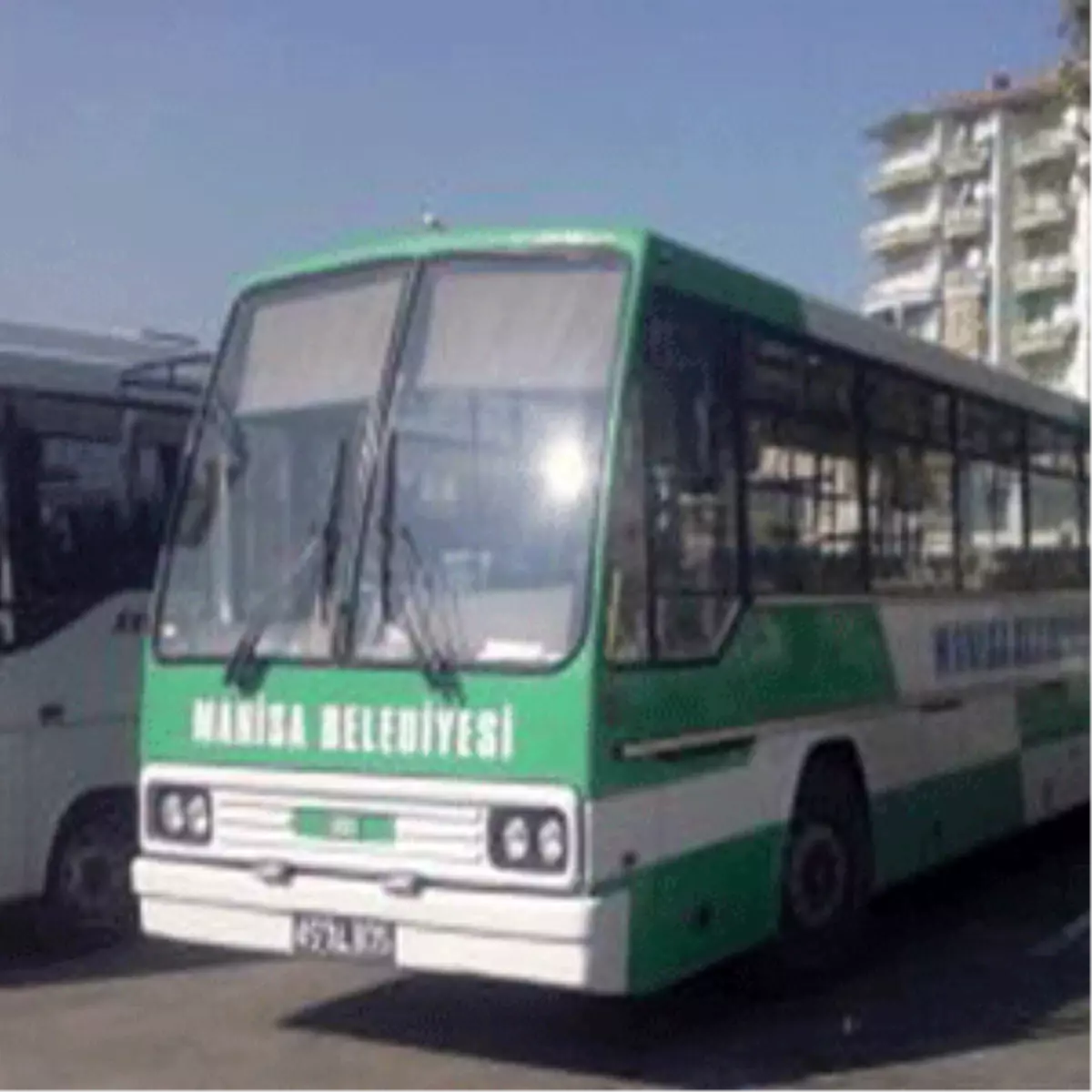 Belediye\'den Mezarlıklara Ücretsiz Servis