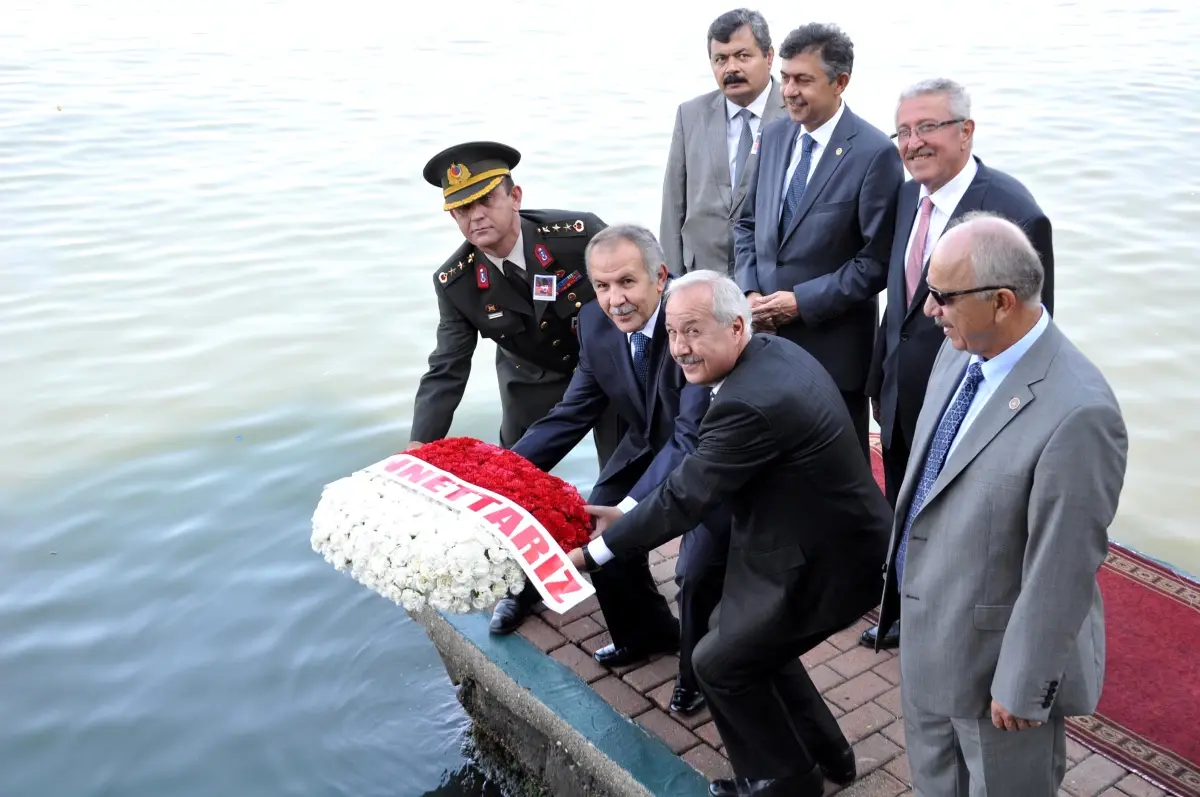 CHP\'den, Atatürk\'ün Zonguldak\'a Gelişi Törenlerine Katılmayan AK Parti\'ye Eleştiri