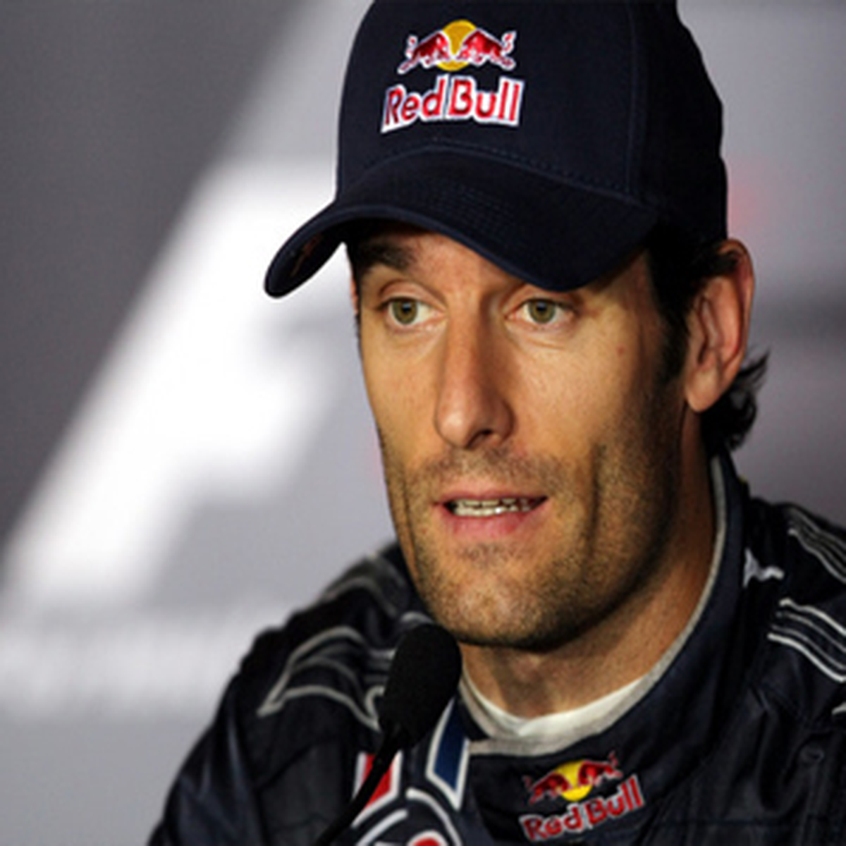 Mark Webber, Red Bull ile Sözleşmesini Bir Yıl Uzattı
