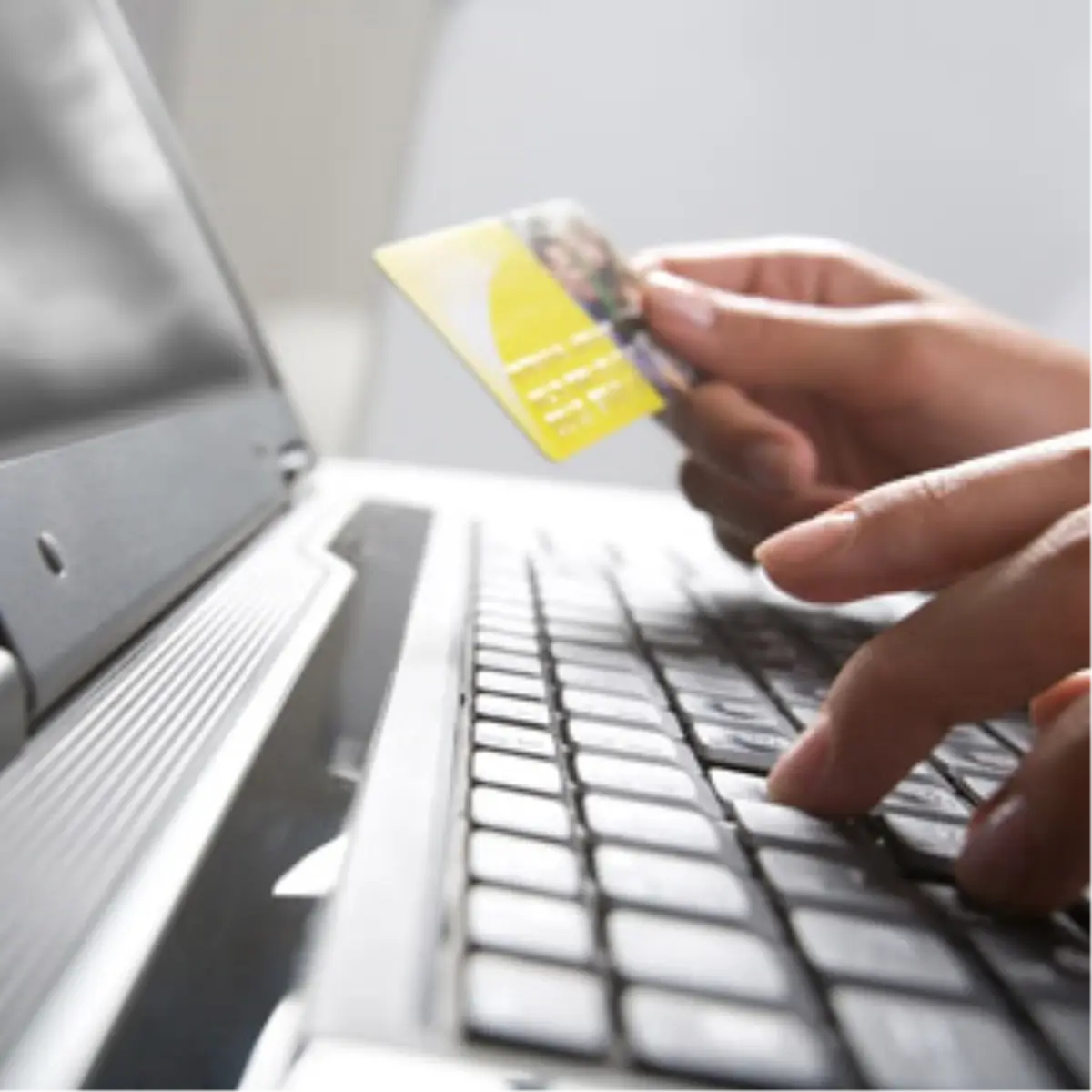 E-Ticaret Hacmi Arttı