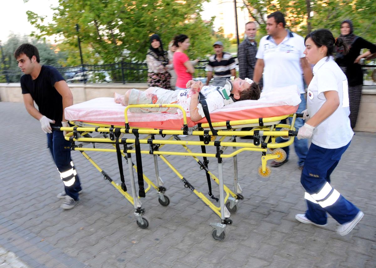 Eskişehir'de Kaza; 2 Ölü, 7 Yaralı