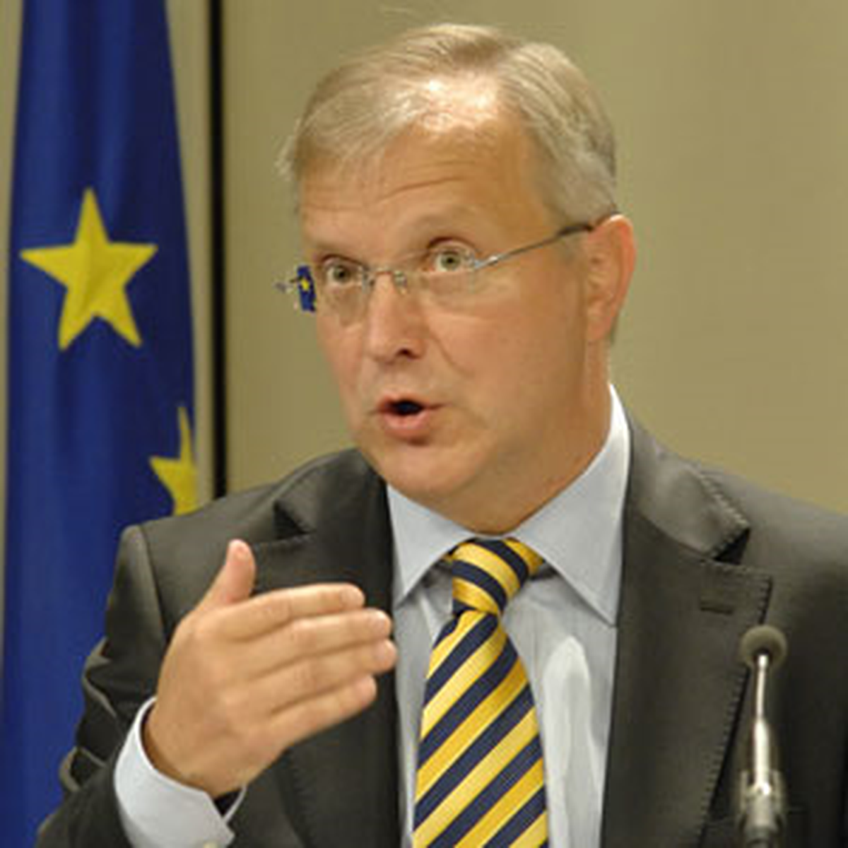 Rehn: Khk ve İftar'dan Memnunuz, Gelişmeleri Takip Edeceğiz