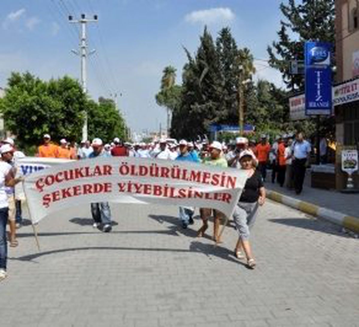 Barış Güvercinleri, Barış Beldesinde Kanat Çırptı