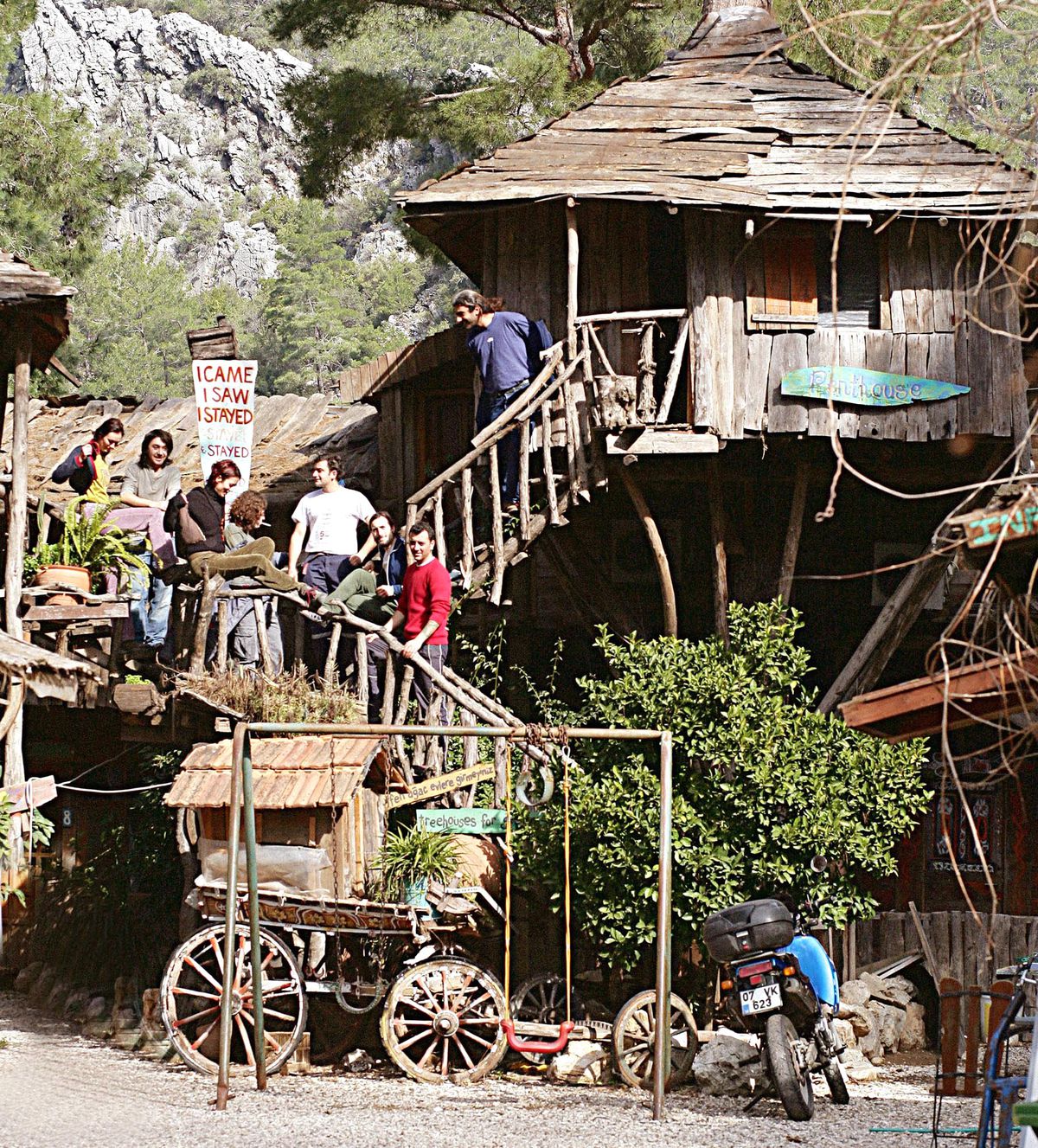 Kadir's Ağaç Evleri, En İyi Vejetaryen Hostel Seçildi