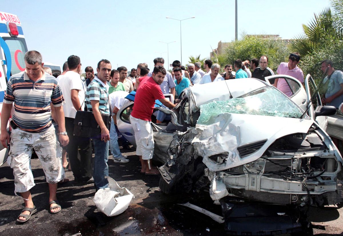 Et Yüklü Çalıntı Araçla Kaçarken Kaza Yaptı