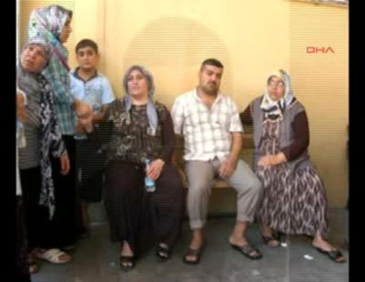 Yolda Yürürken Başına Kurşun Saplandı