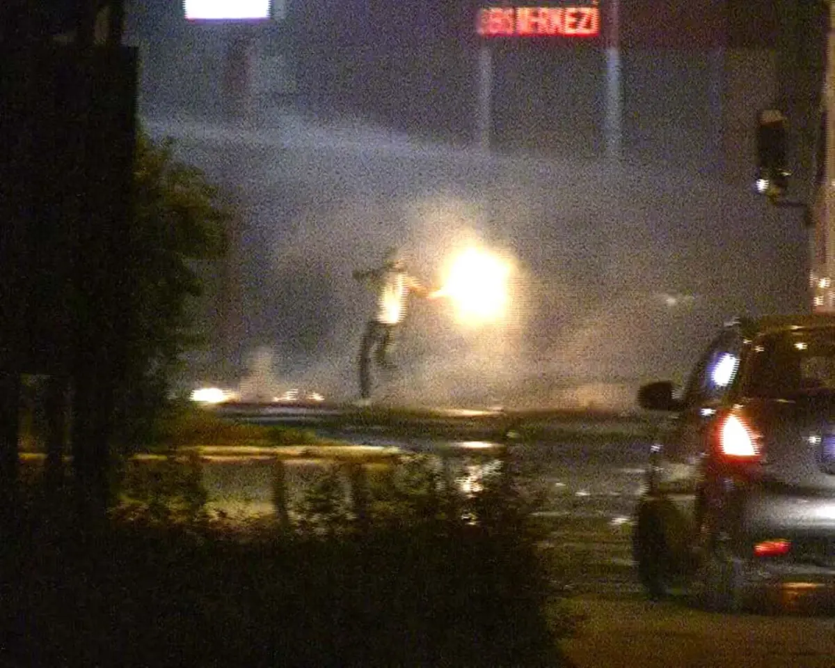 Cizre\'de Olaylı Gece