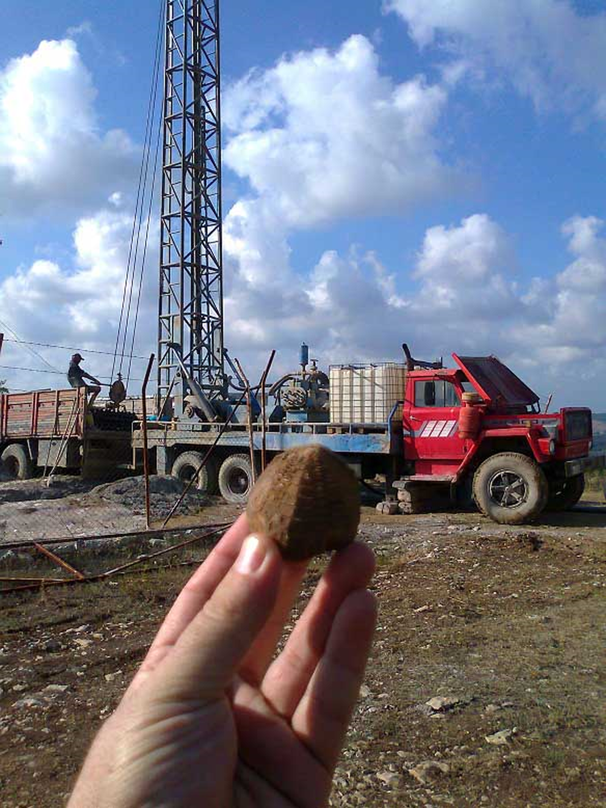 Denizden 25 Kilometre Uzaklıkta 300 Rakımda Deniz Yıldızı Fosili Bulundu