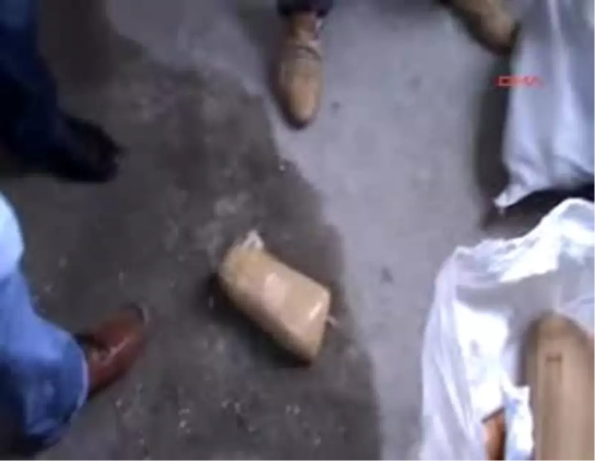 Yeniden Kağıthane\'de 110 Kilo Esrar Ele Geçirildi